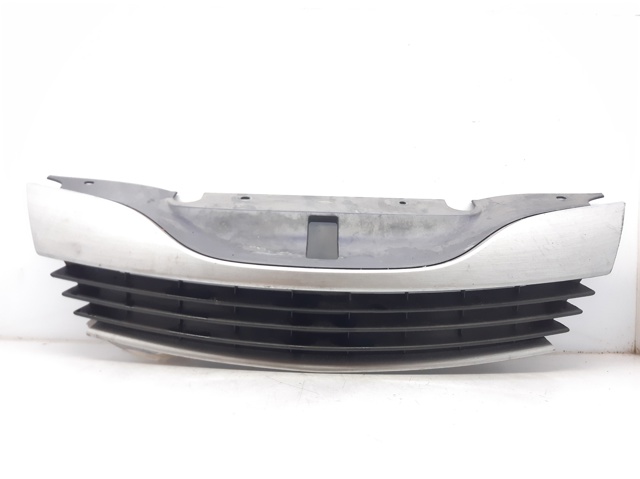 Precio del repuesto Parrilla de radiador Laguna II hatchback