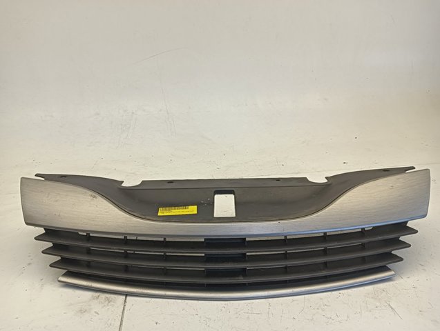 Calandra 8200012581 RENAULT