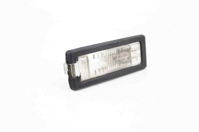 8200013577 Luz matricula  en stock Sabadell
