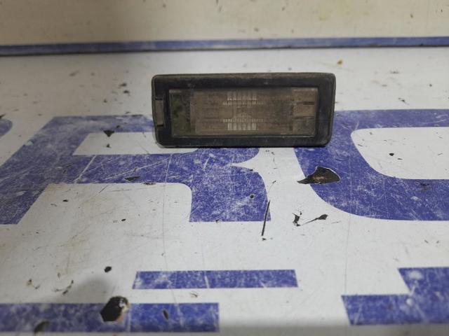 8200013577 Luz de matrícula trasera  comprar en Pontevedra