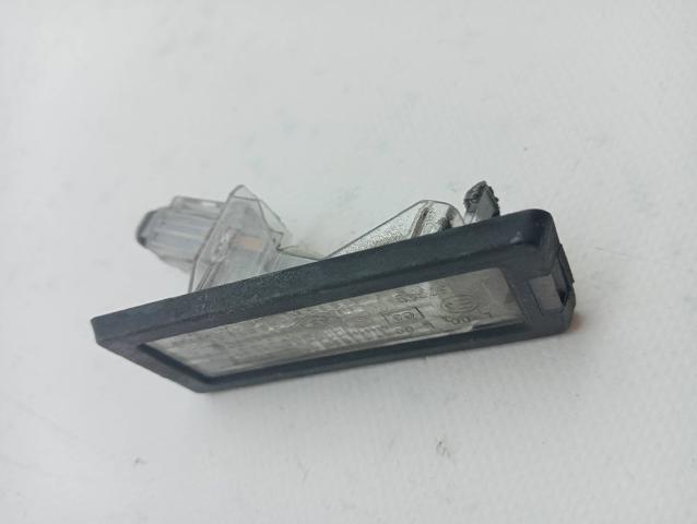 RENAULT 8200013577 Luz de matrícula trasera  disponible España