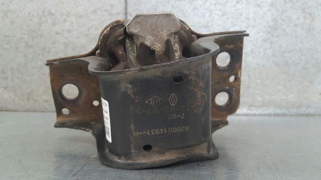 RENAULT 8200014931 Soporte de motor derecho  en stock Salamanca
