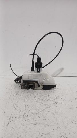 8200017973 Cerradura de puerta delantera derecha  disponible Burgos