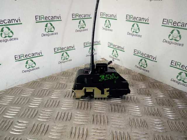 RENAULT 8200017973 Cerradura de puerta delantera derecha  comprar en Albacete