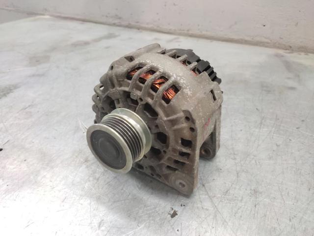 8200022774 Alternador comprar Sevilla