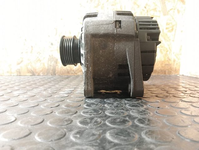 8200022774 RENAULT Alternador  comprar en Jaén