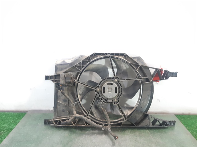 8200025635 RENAULT Bastidor radiador  en stock Córdoba