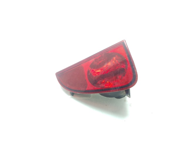 8200027154 Luz trasera de parachoques derecha  en stock Granada