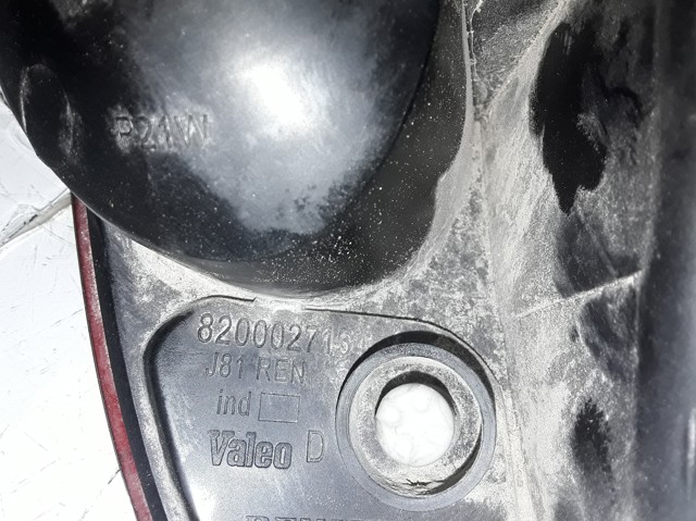 RENAULT 8200027154 Luz trasera de parachoques derecha comprar Barcelona