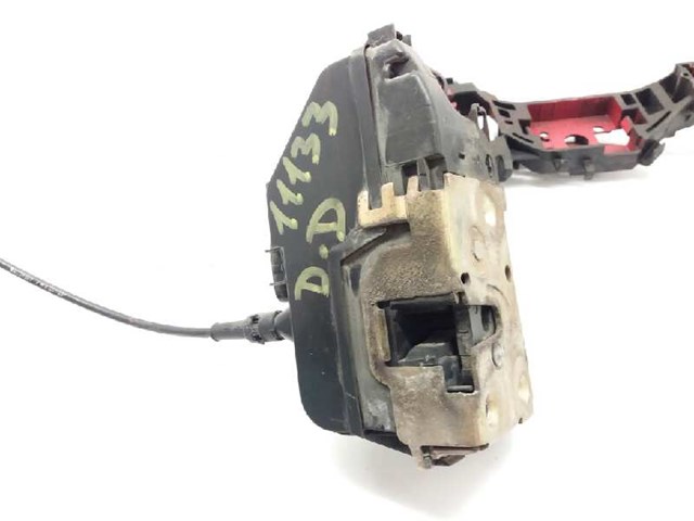 8200027779 Cerradura de puerta delantera derecha  disponible Málaga