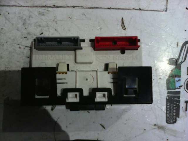 8200028364 RENAULT Pantalla multifunción  comprar en Jaén