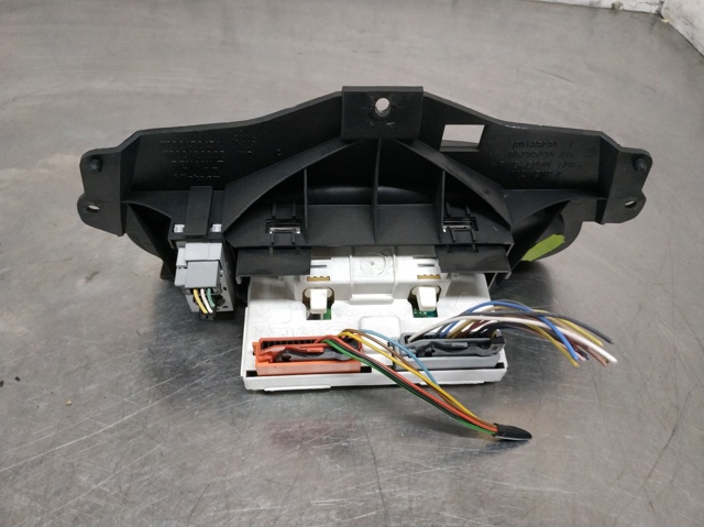 8200028364A Renault (RVI)