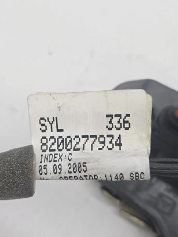 8200028429 Cerradura de la puerta trasera derecha  en stock Granada
