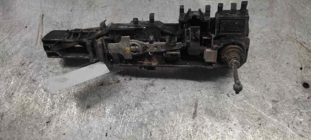 8200028463 RENAULT Soporte de manija exterior de puerta delantera izquierda  en stock Huelva