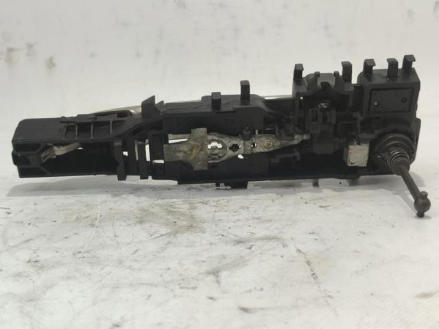 8200028463 RENAULT Soporte de manija exterior de puerta delantera izquierda  en stock Córdoba