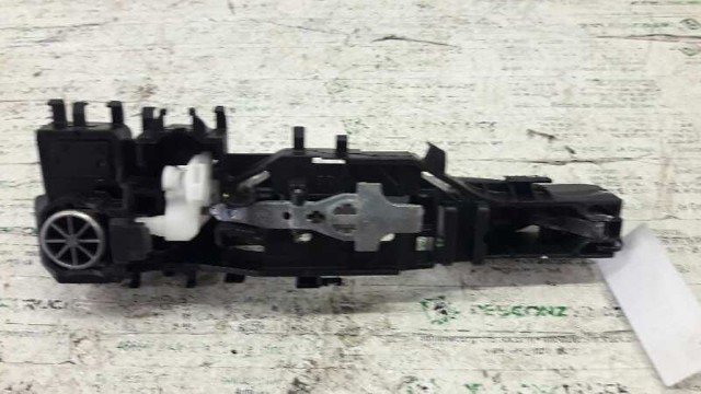 8200028464 RENAULT Soporte de manija exterior de puerta delantera derecha comprar Bilbao