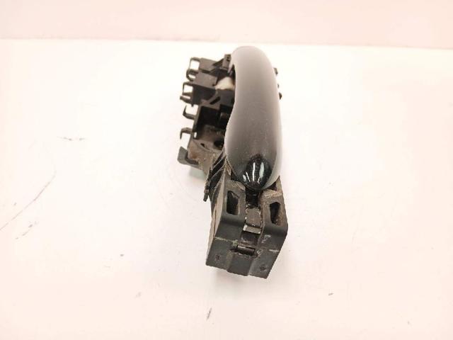RENAULT 8200028464 Soporte de manija exterior de puerta delantera derecha  en stock Valencia