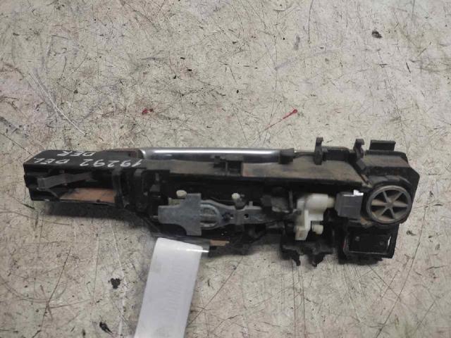8200028464 Soporte de manija exterior de puerta delantera derecha  comprar en Zaragoza