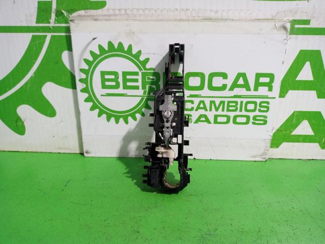 8200028464 Soporte de manija exterior de puerta delantera derecha  en stock Castellón