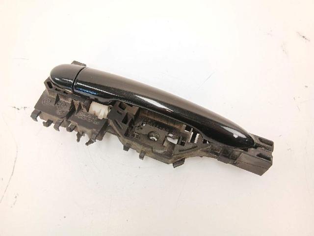 RENAULT 8200028464 Soporte de manija exterior de puerta delantera derecha  comprar en Ponferrada