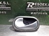 Manecilla de puerta, equipamiento habitáculo, izquierda delantera/trasera 8200028487 RENAULT