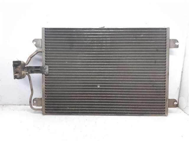 Condensador / radiador  aire acondicionado para renault megane i classic 1.9 dci (la05, la1f) f9q732 8200029471
