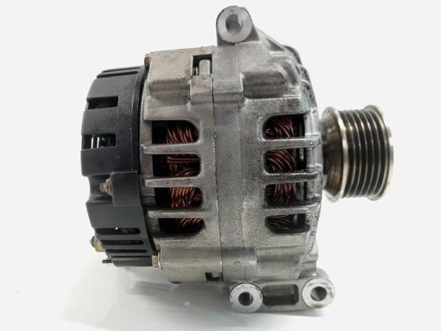 8200030635 RENAULT Alternador  comprar en Jaén