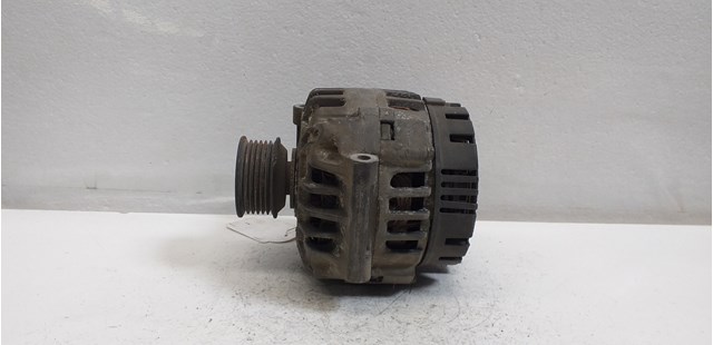 8200030635 RENAULT Alternador  en stock Gandía