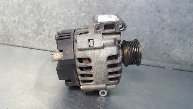 8200030635 Alternador  disponible Málaga