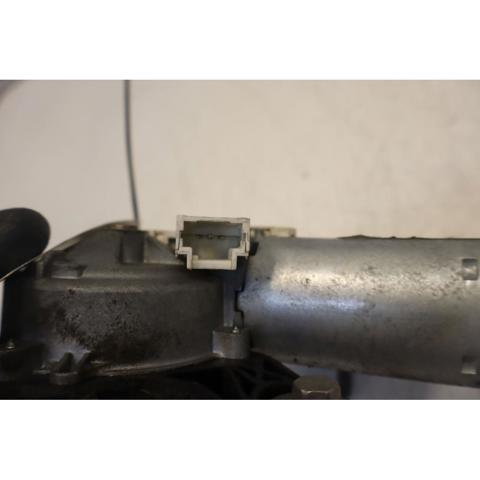 RENAULT 8200031083 Motor limpiaparabrisas, trasera  en stock Terrassa