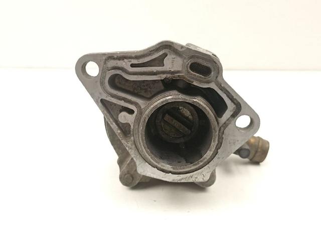 8200031420 RENAULT Bomba de vacío comprar Bilbao