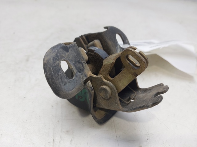 8200031626 Cerradura inferior de puerta trasera derecha de doble hoja  comprar en Reus