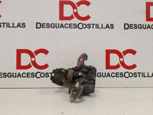 8200031626 RENAULT Cerradura inferior de puerta trasera derecha de doble hoja  en stock Córdoba