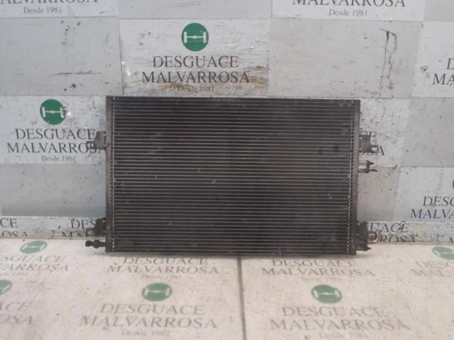 RENAULT 8200033733 Condensador aire acondicionado comprar Pamplona