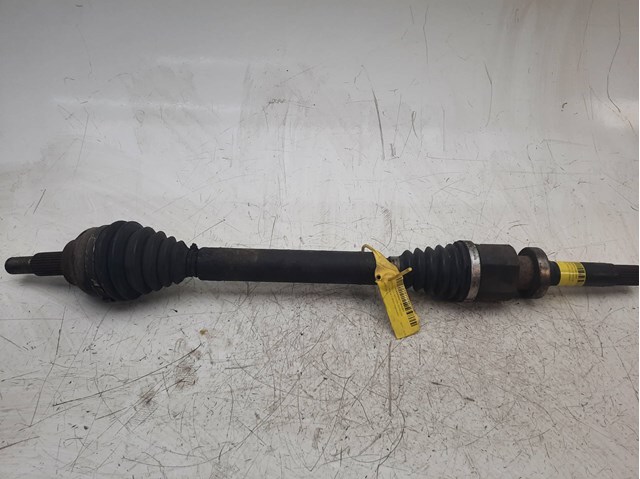 8200035673 RENAULT Semieje delantero derecho  disponible Vigo