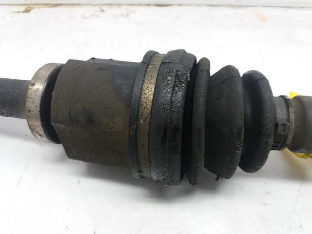 RENAULT 8200035673 Semieje delantero derecho  disponible Valladolid