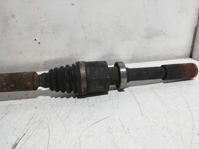 RENAULT 8200035673 Semieje delantero derecho  disponible Valladolid