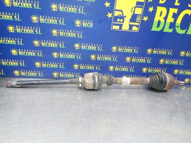 8200035673 RENAULT Semieje delantero derecho  en stock Huelva