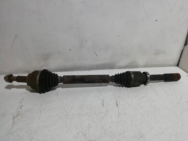 8200035673 Semieje delantero derecho  en stock Granada