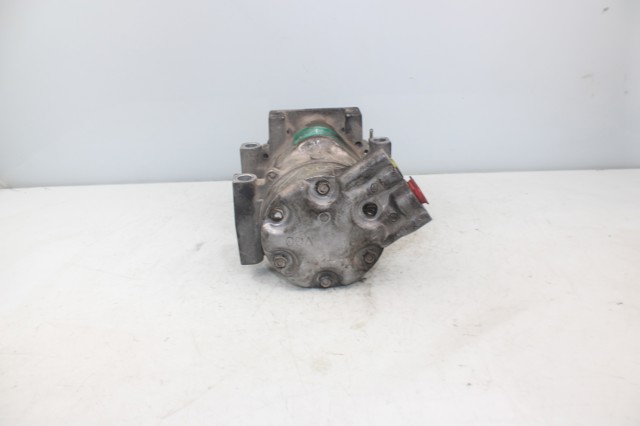 8200037058 RENAULT Compresor de aire acondicionado  disponible Vigo