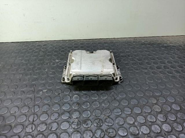 8200039569 Unidad de control del motor (ECU)  comprar en Zaragoza