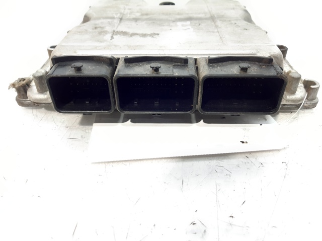 8200039569 RENAULT Unidad de control del motor (ECU)  disponible Ourense