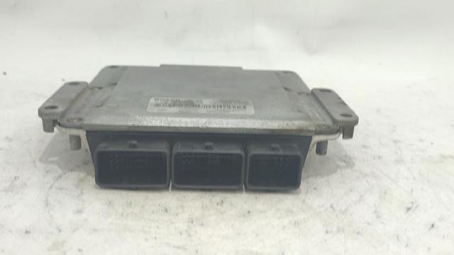 8200039569 RENAULT ECU  en stock Córdoba
