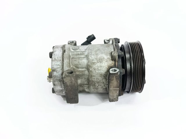 MITSUBISHI 8200040681 Compresor de aire acondicionado  en stock Terrassa
