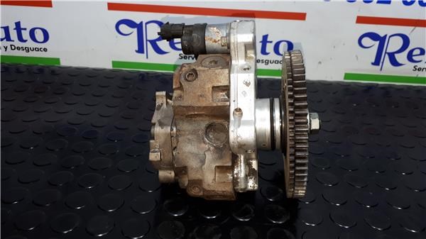 RENAULT 8200041766 Bomba inyectora  en stock Terrassa