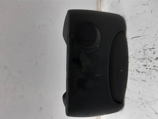 8200042082 Manija exterior derecha de puerta trasera  comprar en Pontevedra