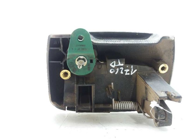 RENAULT 8200042082 Manija exterior derecha de puerta trasera  disponible España
