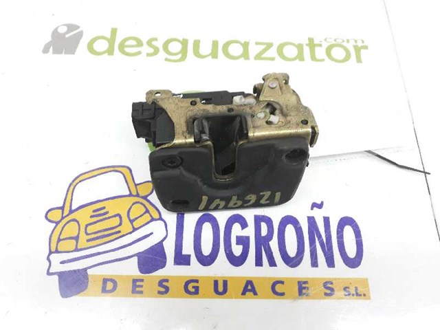 RENAULT 8200042171 Cerradura de puerta delantera derecha  en stock Terrassa