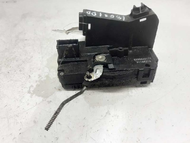 8200042171 RENAULT Cerradura de puerta delantera derecha  en stock Córdoba