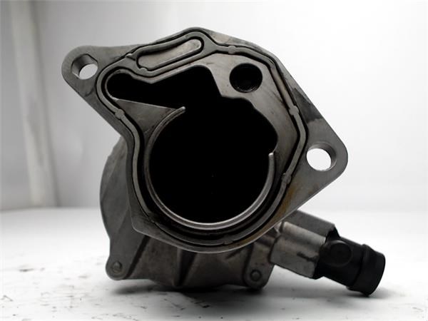 8200046843 RENAULT Bomba de vacío  en stock Gandía